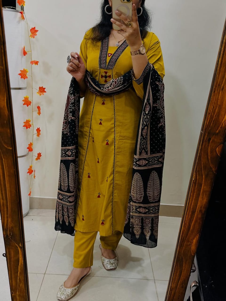 Eternal Elegance – "Kutch Radiance" Premium Cotton Suit Set