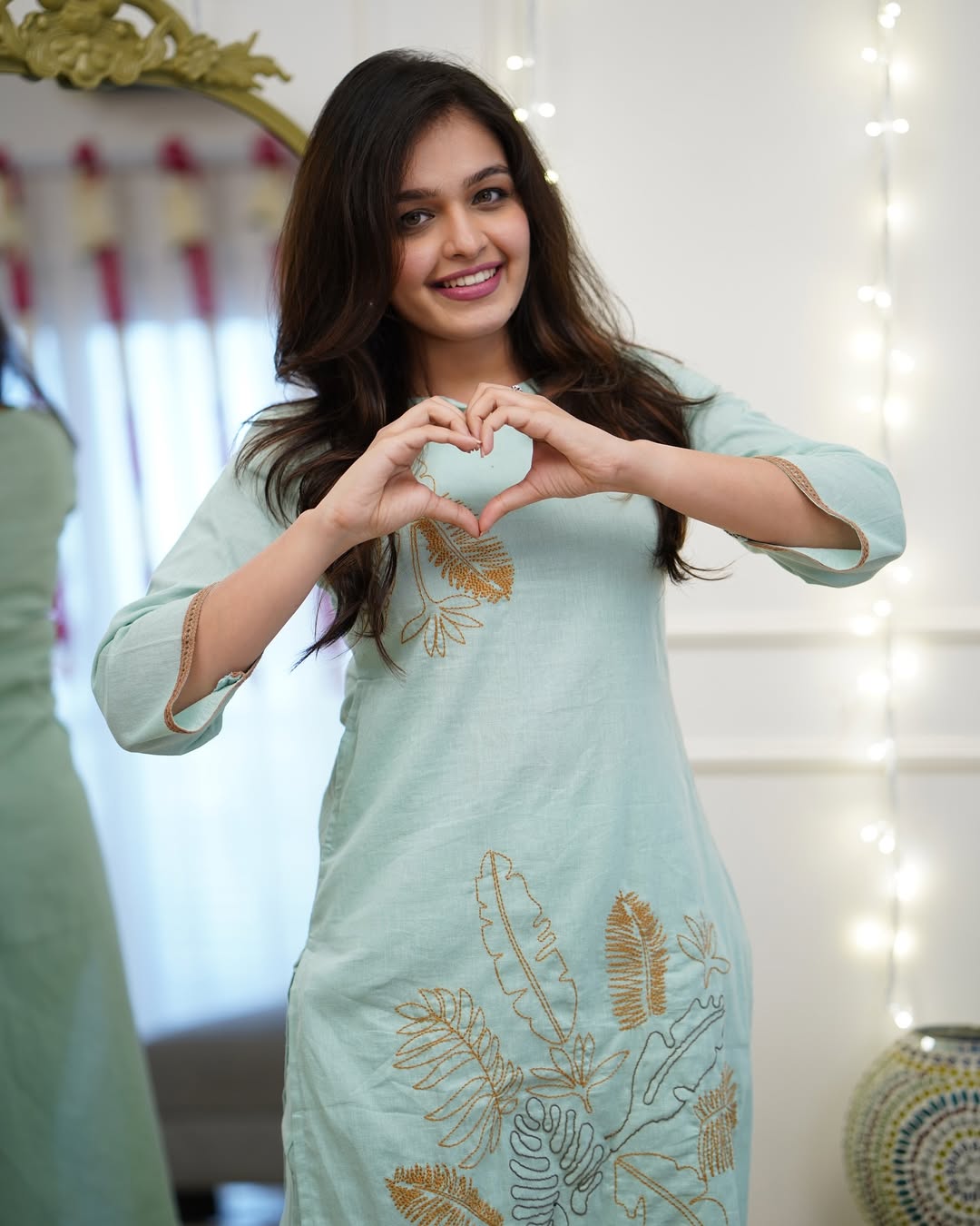 SlubSerene Embroidered Kurta Set -EE-SS3695