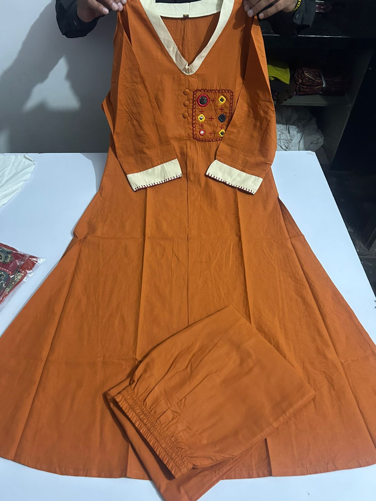 IshqAura Cotton Embroidered Set -EE-IA3672