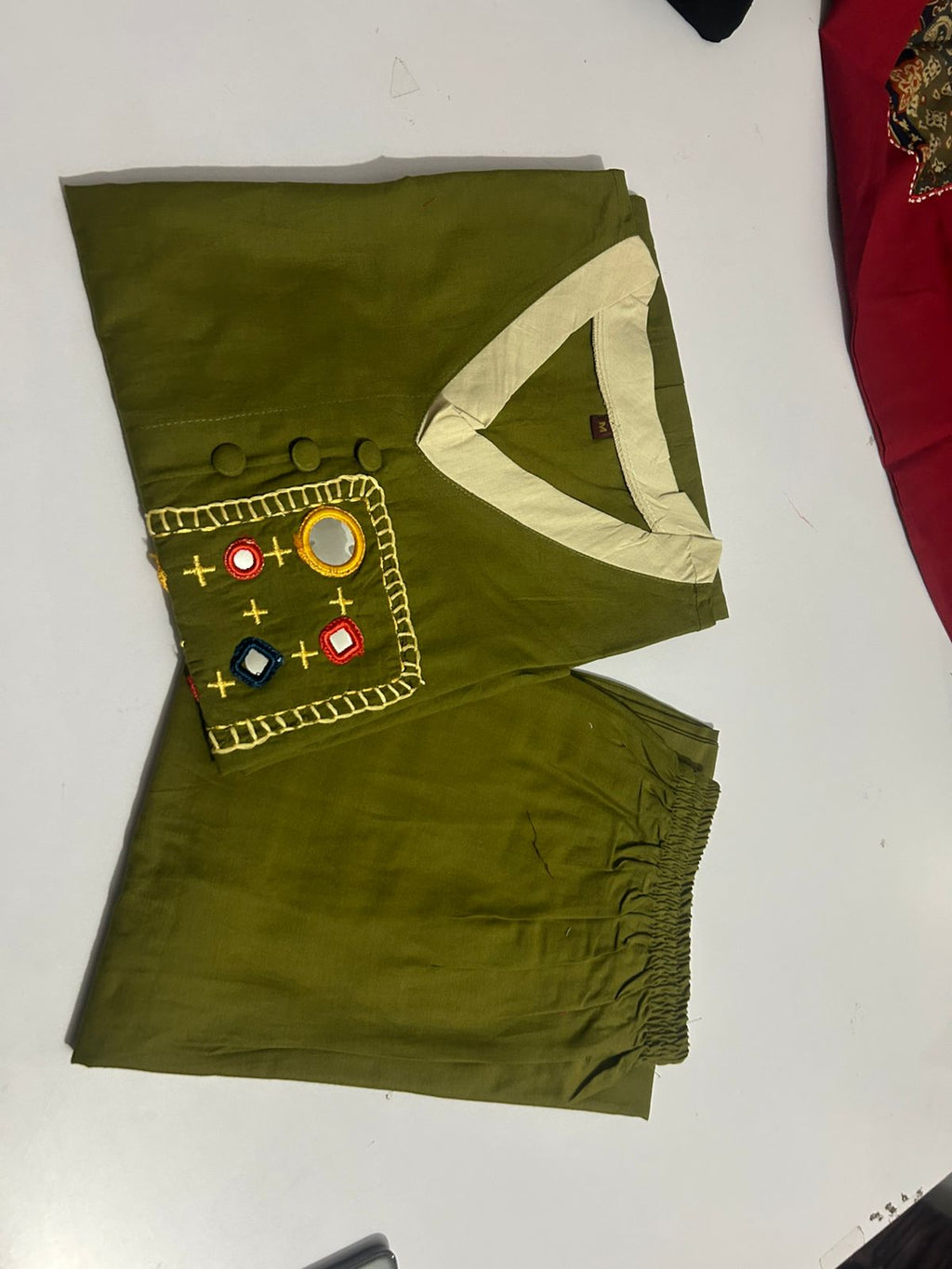 IshqAura Cotton Embroidered Set -EE-IA3672