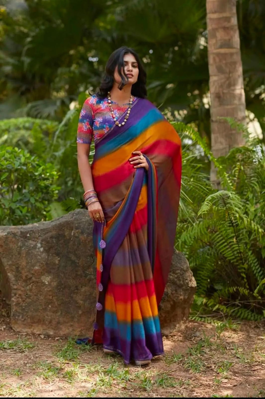 EE-SF-ARU3DV Chiffon Swarovski saree